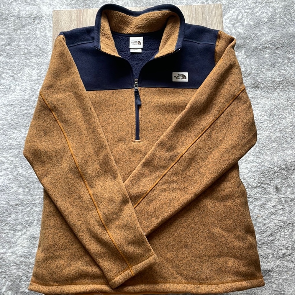 North face men’s sweater